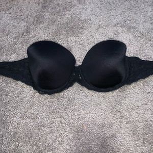 black strapless bra